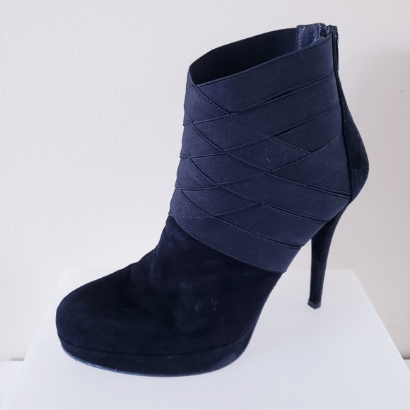 Stuart Weitzman Papoose Black Suede Booties - 8 - Picture 2 of 14